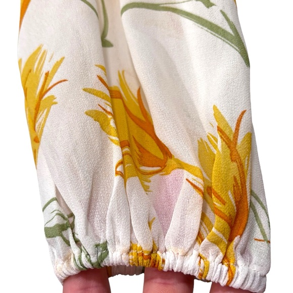 Ferne Boutique White and Yellow Floral Cropped Ruffle Women's Blouse NWT Small - Picture 5 of 9